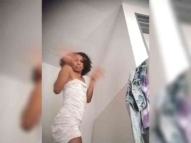 KloeDollHottt