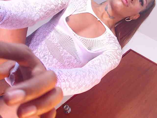 KloeDollHottt