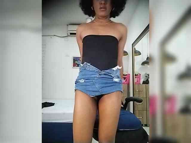 KloeDollHottt