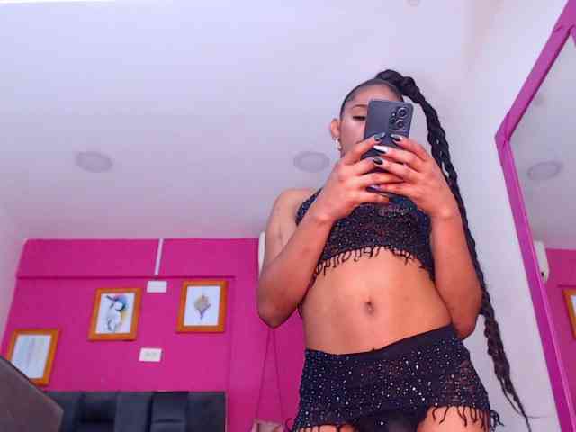 KloeDollHottt Sex Cam Show