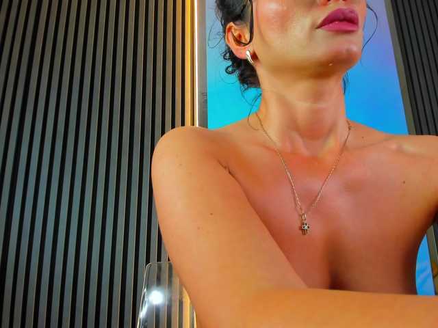 Kaya-Sins's BongaCams show and profile