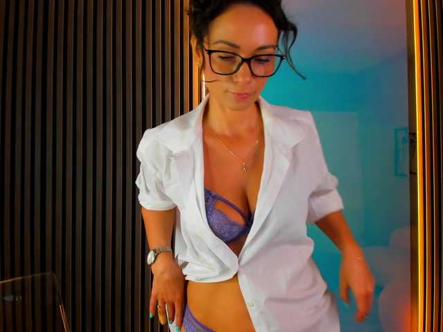 Kaya-Sins's BongaCams show and profile