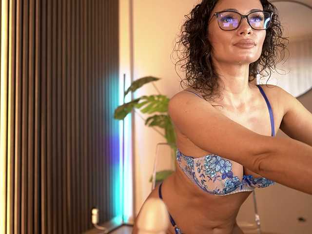 Kaya-Sins live cam on BongaCams