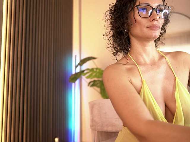Kaya-Sins live cam on BongaCams
