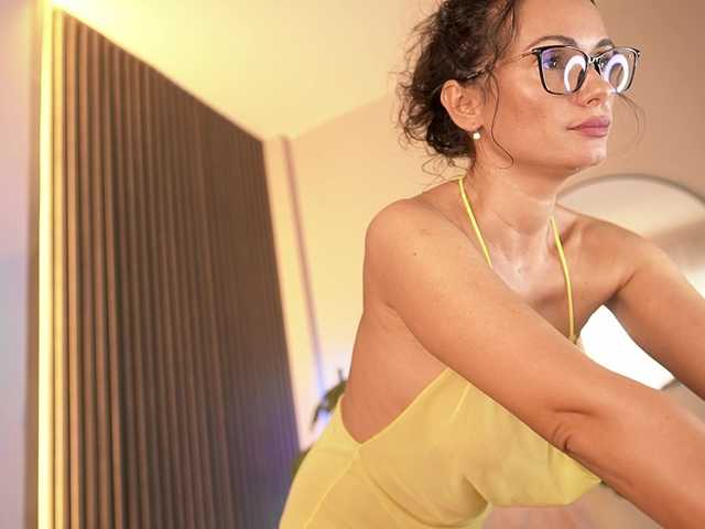 Kaya-Sins live cam on BongaCams
