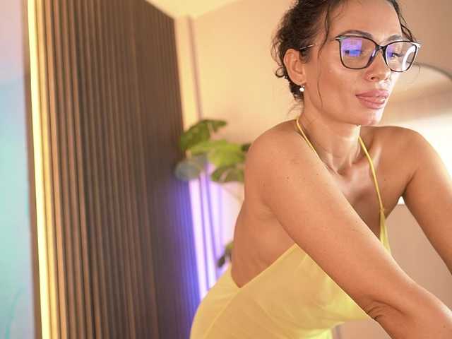 Kaya-Sins live cam on BongaCams