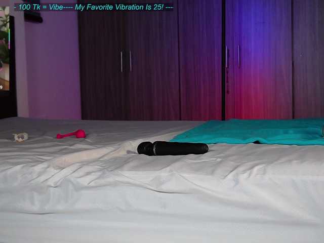 Cerecitaqueenn live webcam show