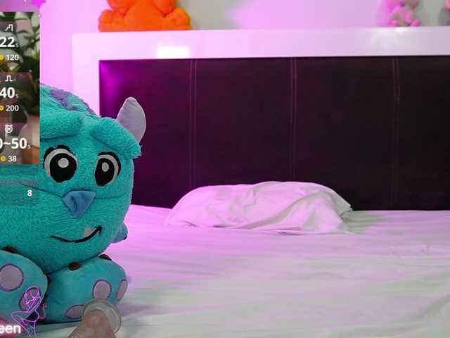le modèle Cerecitaqueenn est en webcam porno dans un show sur le site bongacams, il possède les tags suivants: Latino/Hispanic,Brunette,Shaved