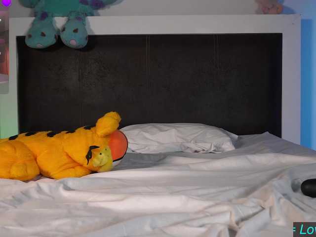 Cerecitaqueenn live cam on BongaCams
