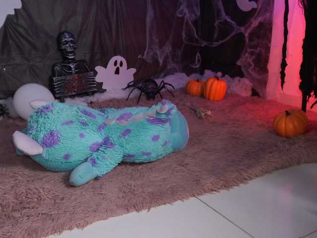 Cerecitaqueenn live cam on BongaCams