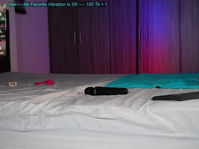 Cerecitaqueenn live webcam show