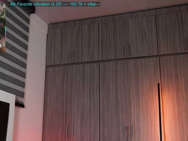 Cerecitaqueenn live cam on BongaCams