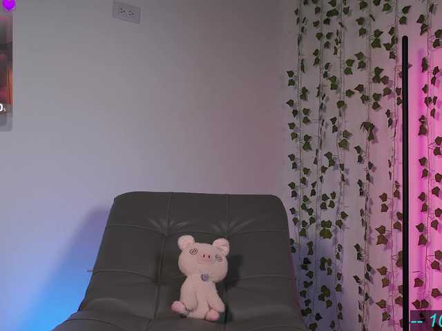 Cerecitaqueenn live cam on BongaCams