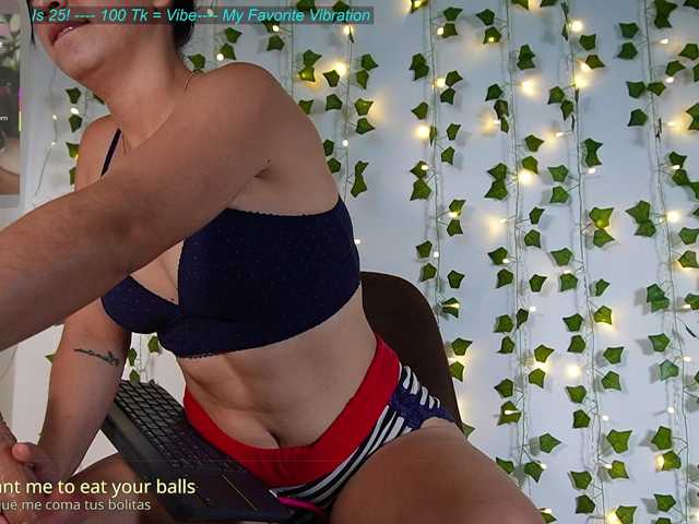Cerecitaqueenn live cam on BongaCams