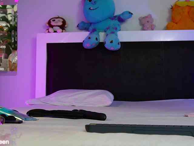 Cerecitaqueenn webcam