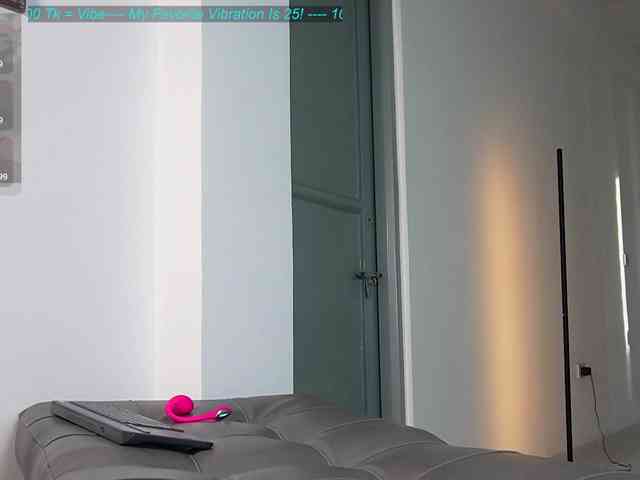 Cerecitaqueenn webcam
