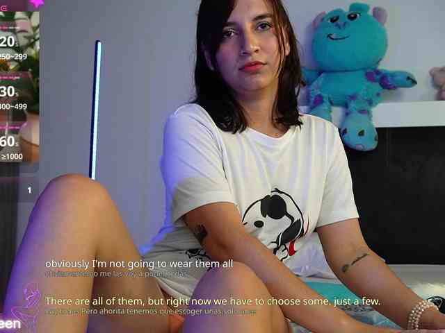 Cerecitaqueenn webcam