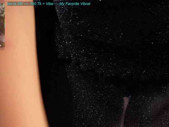 Cerecitaqueenn webcam