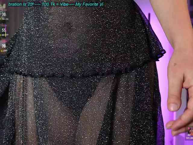 Cerecitaqueenn webcam