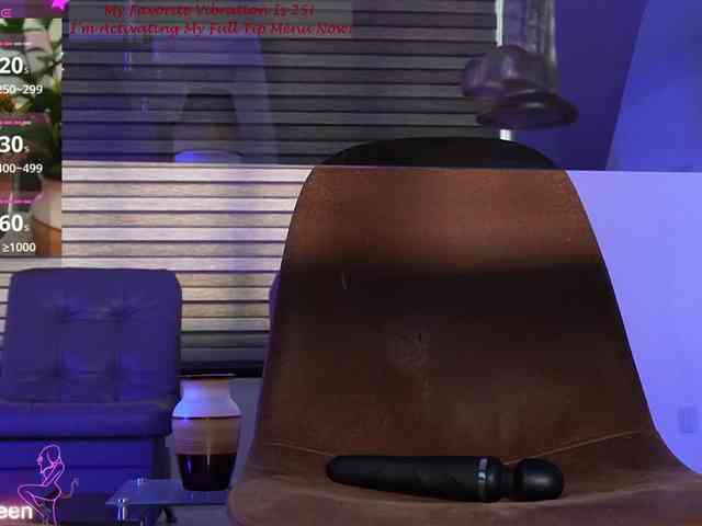 Cerecitaqueenn webcam