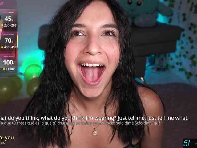 Cerecitaqueenn webcam