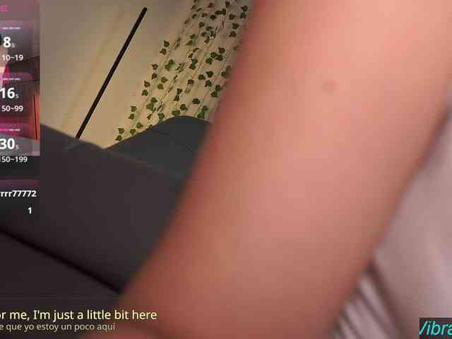 Cerecitaqueenn webcam