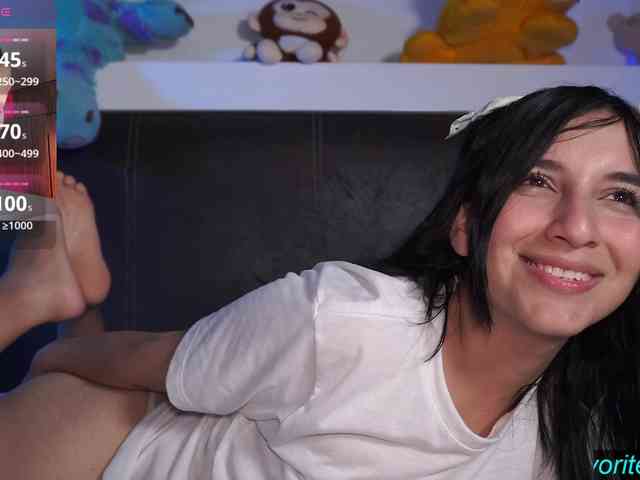 Cerecitaqueenn webcam