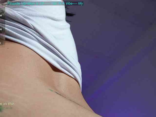 Cerecitaqueenn webcam