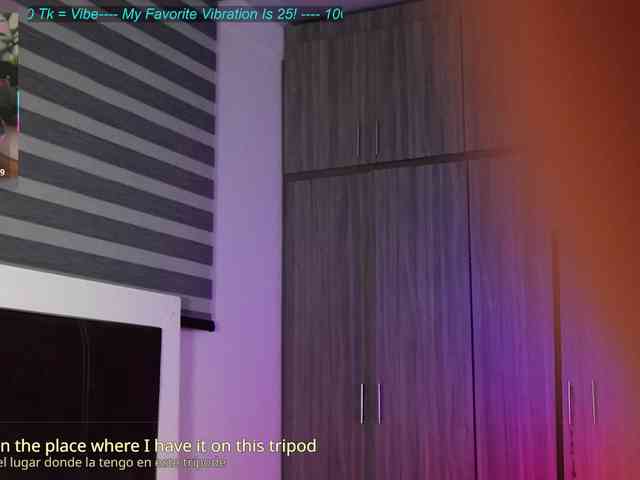 Cerecitaqueenn webcam