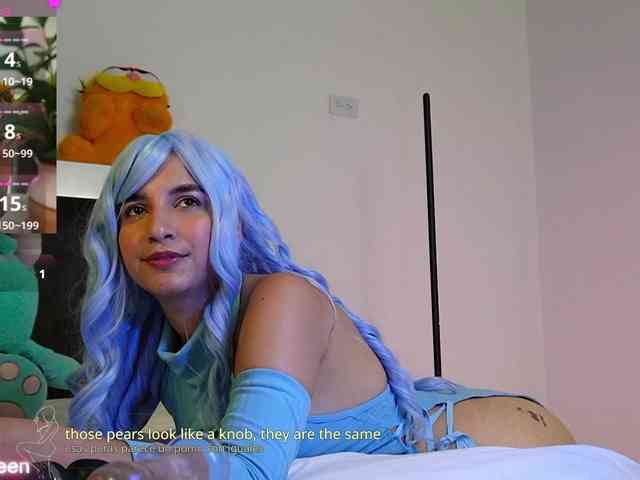 Cerecitaqueenn webcam