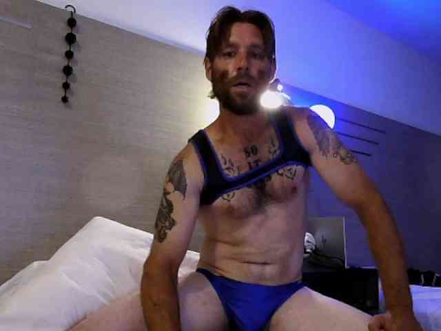 Str8CuriousStud4All Sex Cam Show
