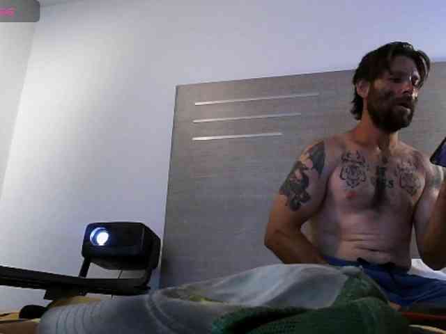 Str8CuriousStud4All Sex Cam Show