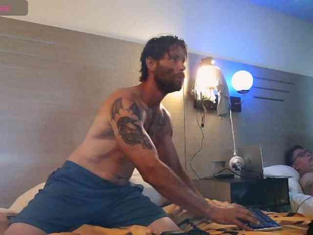Str8CuriousStud4All Sex Cam Show