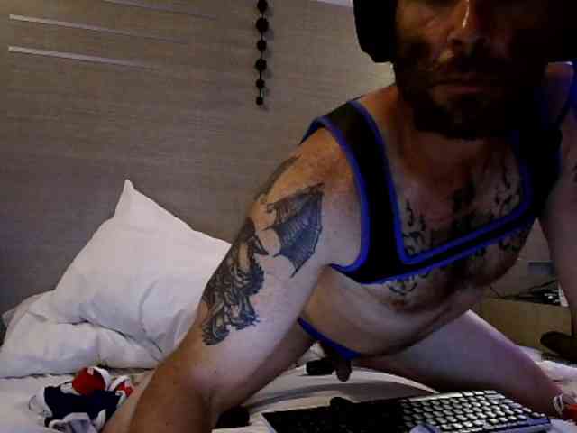 Str8CuriousStud4All Sex Cam Show