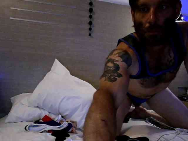 Str8CuriousStud4All Sex Cam Show