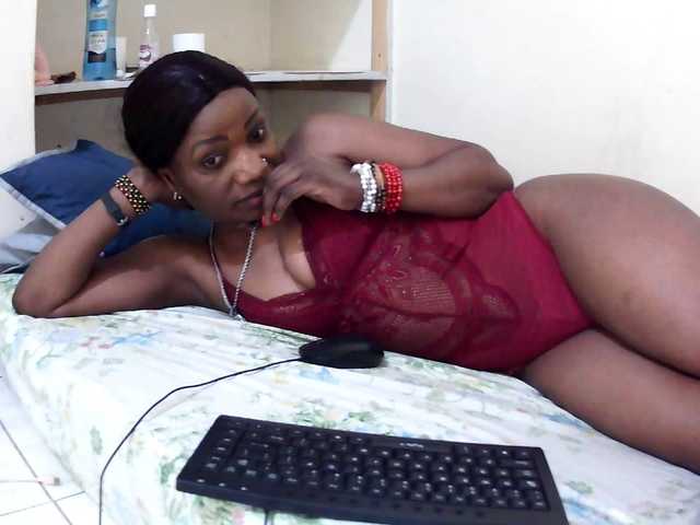 Karenato's BongaCams show and profile