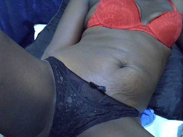 Sexylynn32 live cam on BongaCams