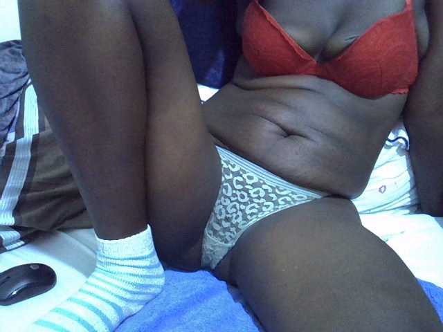 Sexylynn32 live cam on BongaCams
