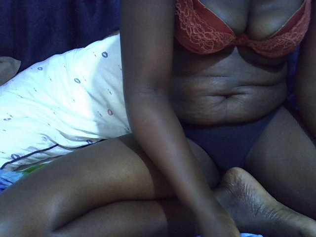 Sexylynn32 live cam on BongaCams