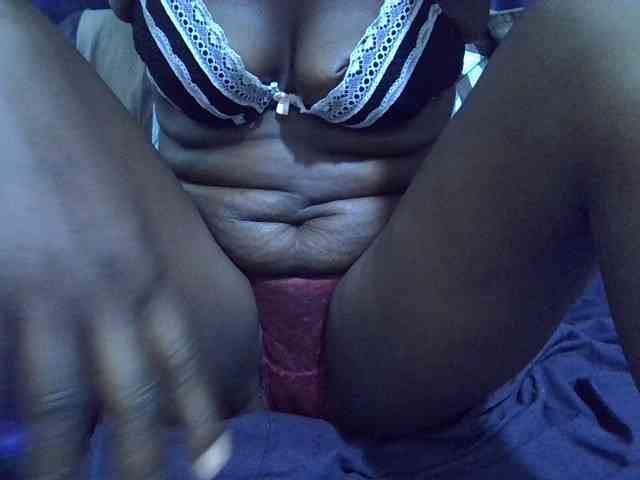 Sexylynn32 webcam