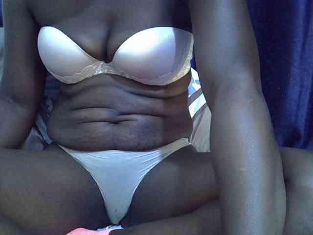 Sexylynn32 webcam
