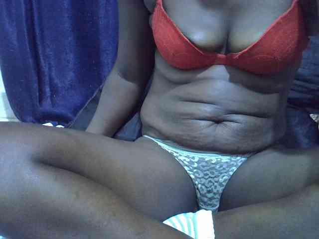 Sexylynn32 webcam