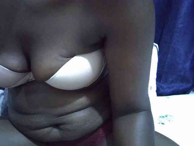 Sexylynn32 webcam