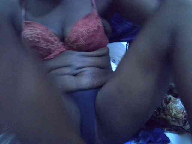 Sexylynn32 webcam