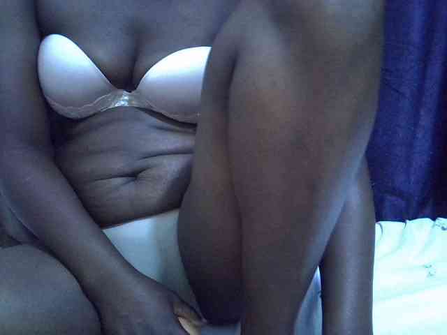Sexylynn32 Live Webcam on BongaCams