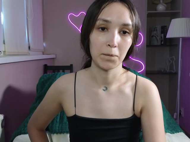 dlllvi live cam on BongaCams