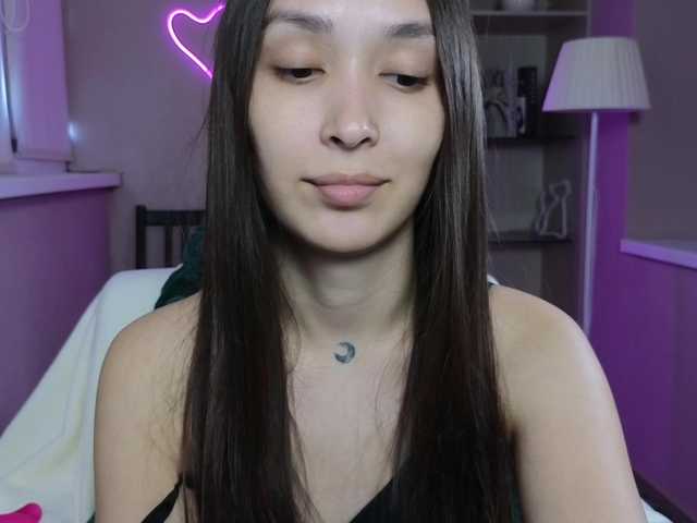 dlllvi live cam on BongaCams