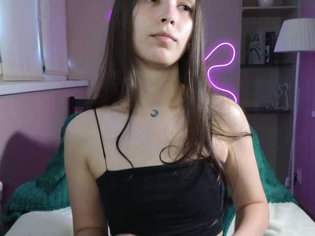 dlllvi live cam on BongaCams