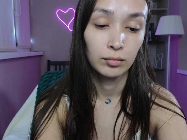 dlllvi live cam on BongaCams