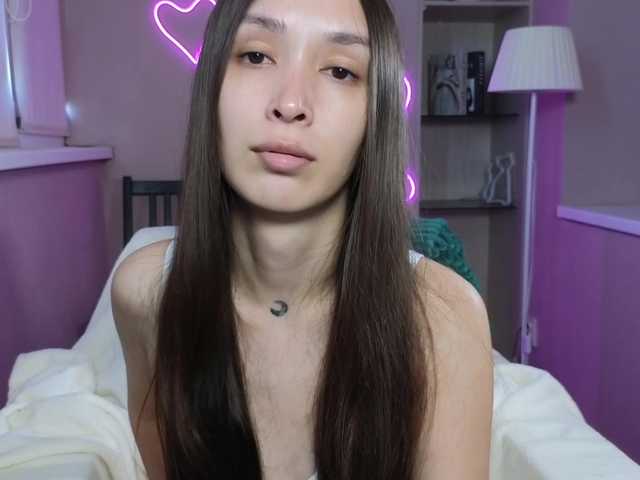 dlllvi live cam on BongaCams